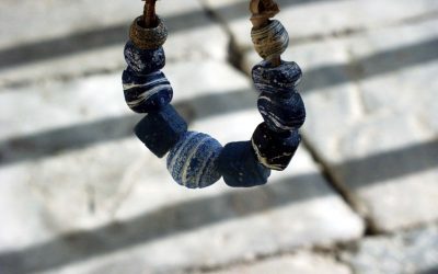 Kuenta blou – blue beads  (2000)